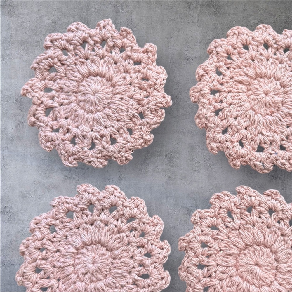 Set of 4 Elegant Pink Crochet Coasters - Picture 6 of 8